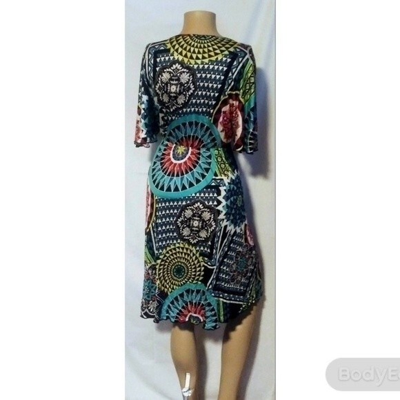 Casa Lee Medallions Dress M - Picture 6 of 7